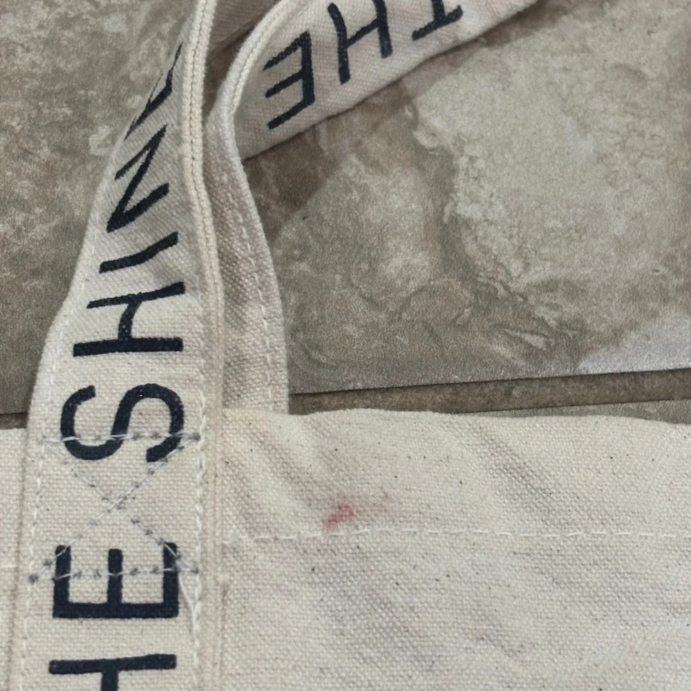 Vuori The Rise The Shine Canvas Tote Bag Cream‎ Oversized Shopper Gym Beach Bag